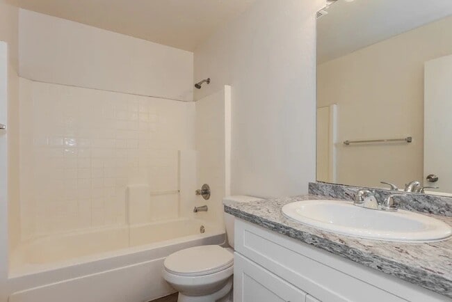 Photo - 10611 Nash Pl
