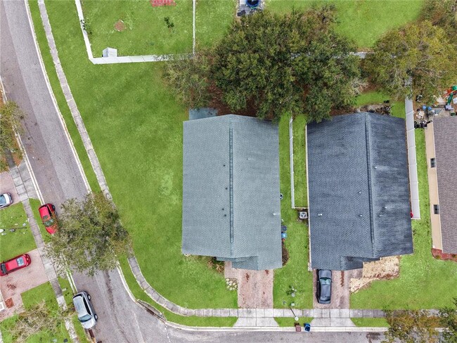 Photo - 519 Winthrop Pl