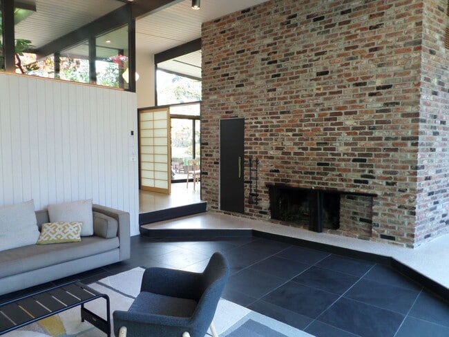 Photo - Incredible 3-Bedroom Mid-Century Stunner on Mercer Island! Huge Yard and Central A/C!!