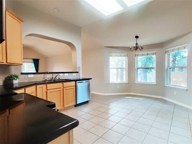 Photo - 30 English Lavender Pl