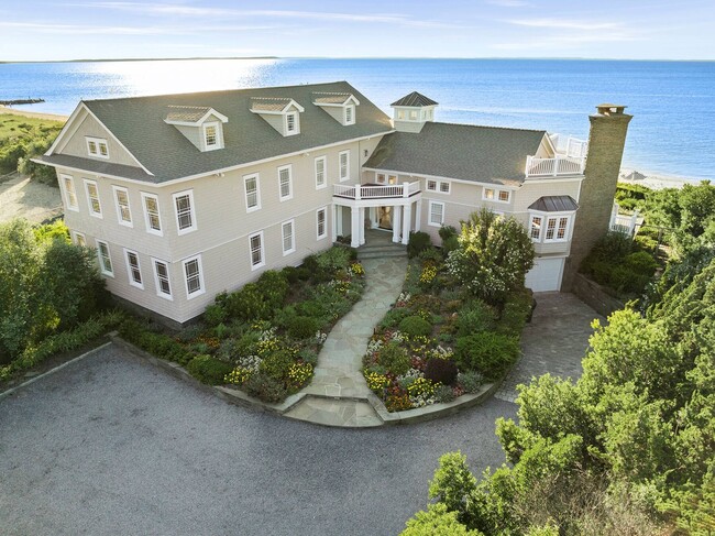 Photo - 351 Kings Point Rd