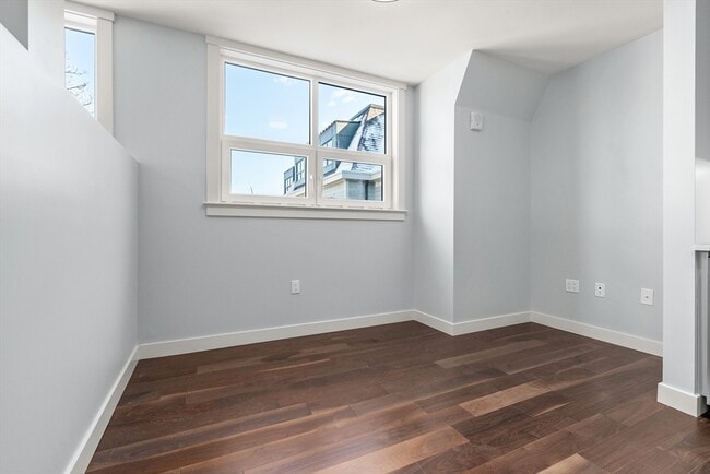 Photo - 136 Babcock St Unit 317