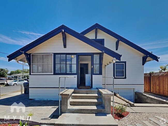 Building Photo - 845 N 14th St Rental