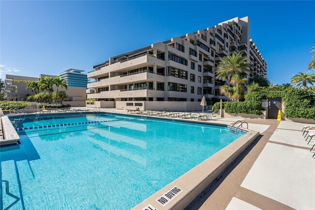 Photo - 201 Crandon Blvd Unit 107