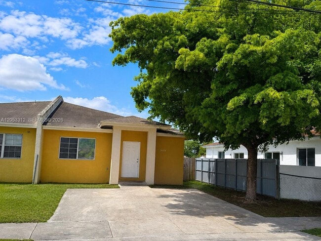 Building Photo - 26524 SW 138th Ave Unit 26524