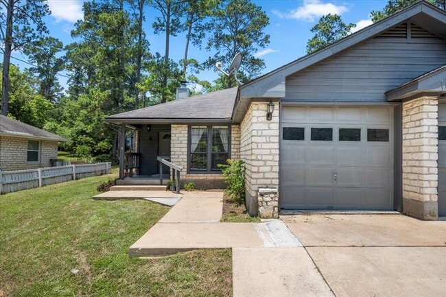 Photo - 114 N Kanaio Dr
