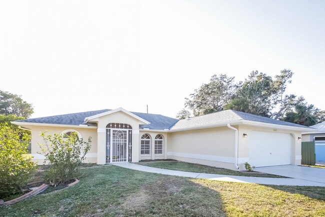 Photo - 848 Guild Dr