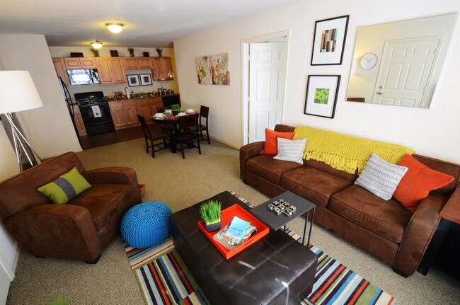 The Reserve Greensboro >> The Reserve At Greensboro Apartments For Rent In Greensboro Nc The Reserve Greensboro >> The Reserve At Greensboro Apartments For Rent In Greensboro Nc