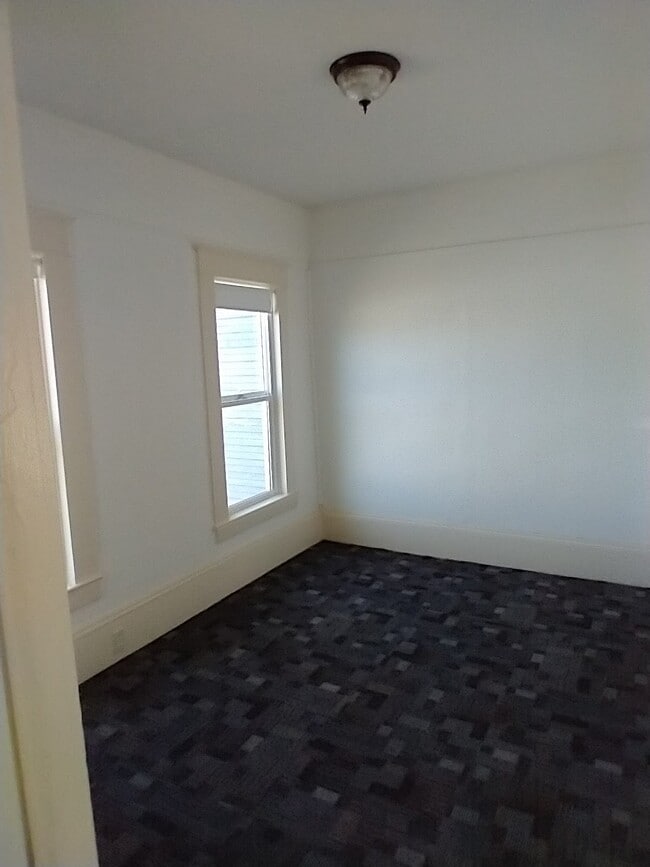 Photo - 302 Maple St Unidad 4