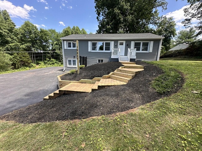 Building Photo - 12317 Metlock Rd