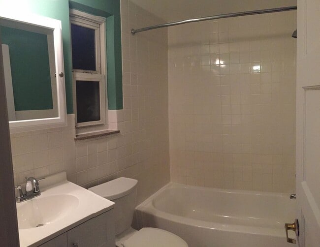 Photo - 1128 Woodbine St