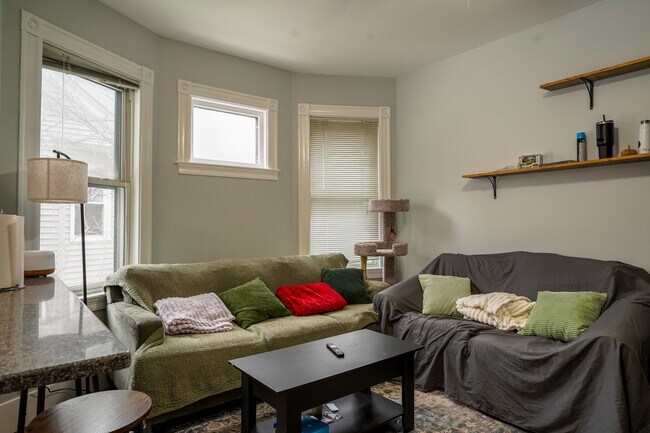 Photo - 108 Hillside St Unit #3