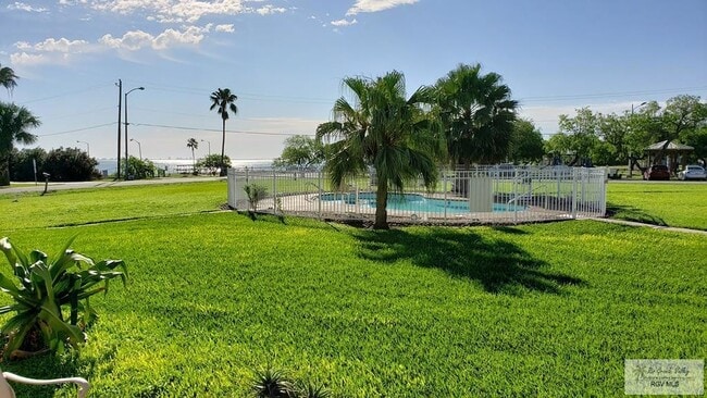 Photo - 801 Beach Blvd