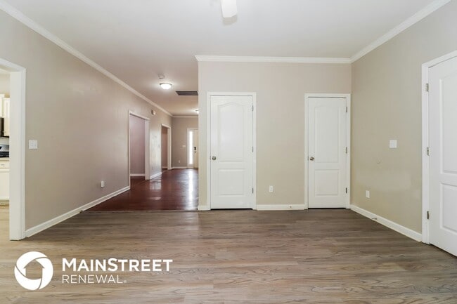Photo - 94 Lenore Way