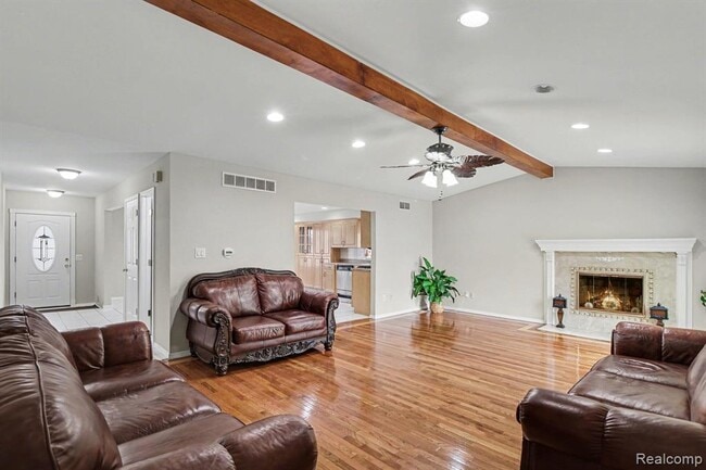 Photo - 39024 Faith Dr