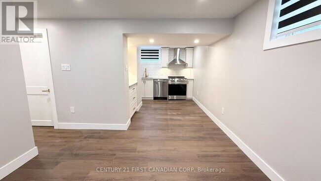 Photo - 294 Vancouver St