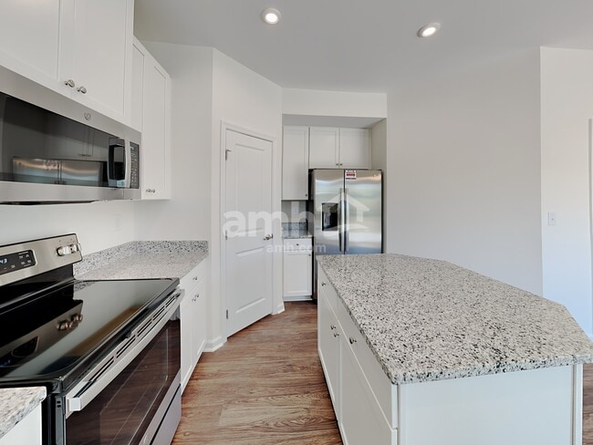 Photo - 648 Hamilton Park Dr