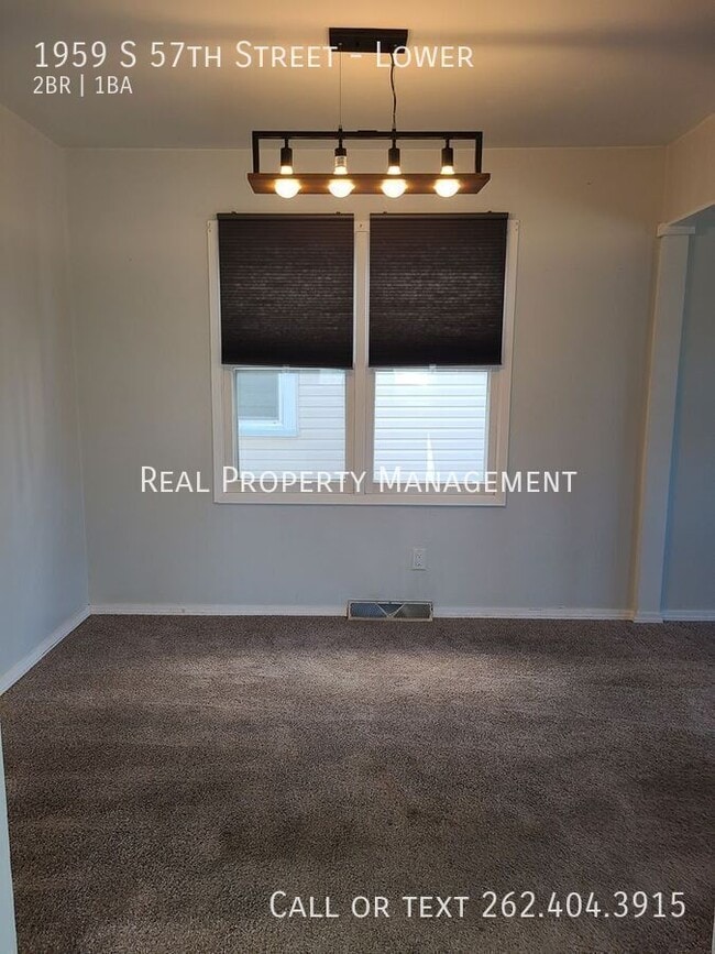 Photo - 1959 S 57th St