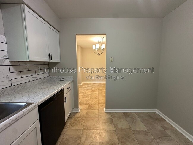 Photo - 120 Heather Hills Dr