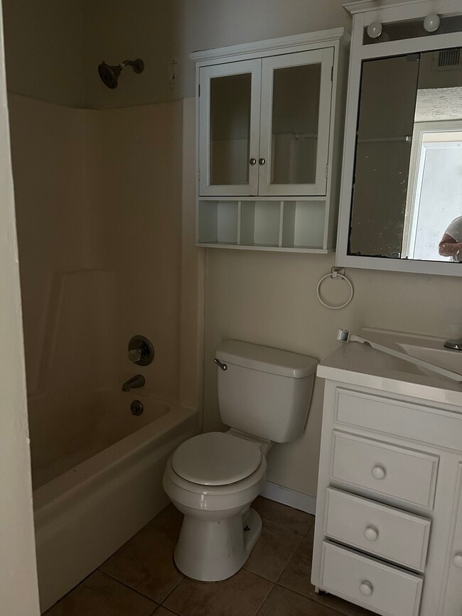 Photo - 3101 Burlew Blvd Unit A