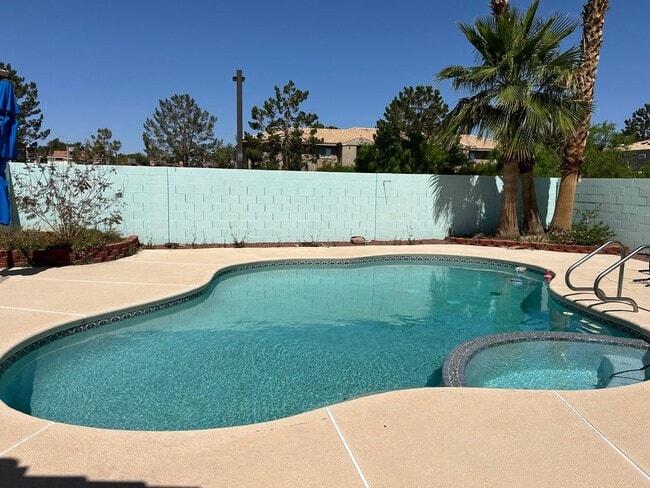 Photo - Green Valley home with pool