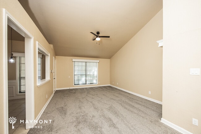 Photo - 4518 Jenkins St