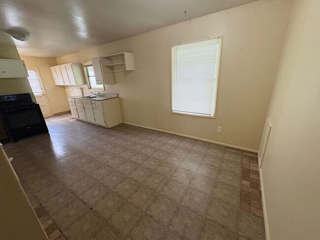 Photo - 3 Bedroom Ranch In Meadowdale