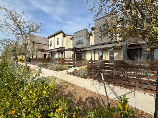 Photo - 3404 Zellwood Ln