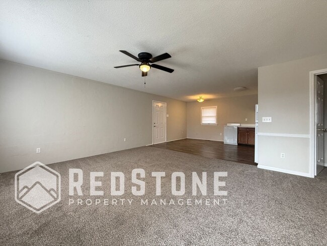 Photo - 431 Cleveland Ct