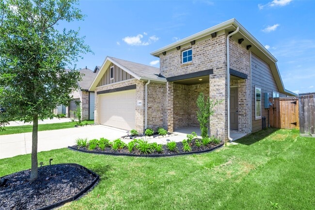 Building Photo - 4519 Pinehurst Trce Dr