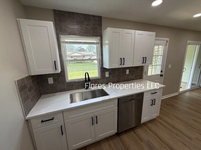 Photo - 1300 Evaline Dr
