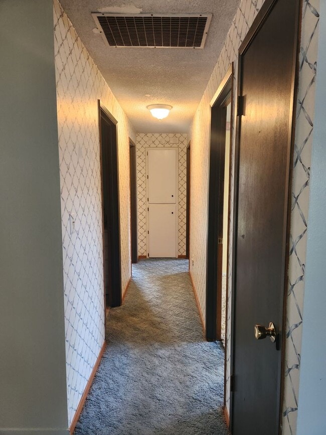 Photo - Large 3 br 1 ba charming home