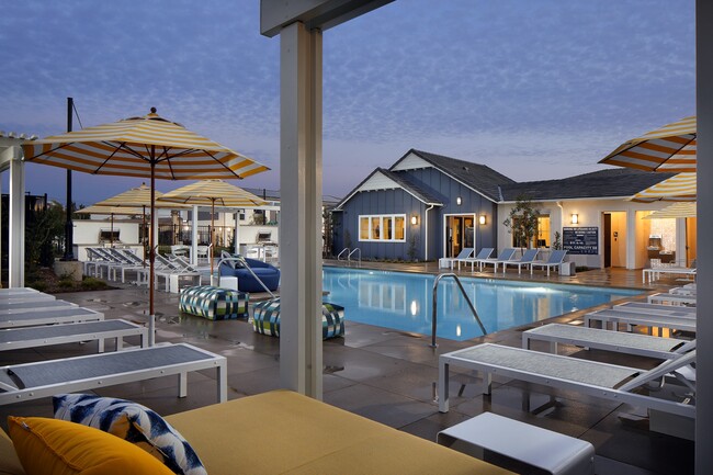 Building Photo - Serena Village Luxury Townhomes