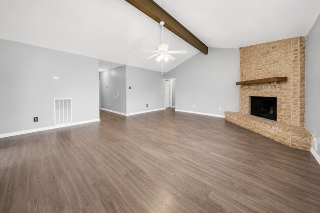 Photo - 1707 Stone Lake Dr