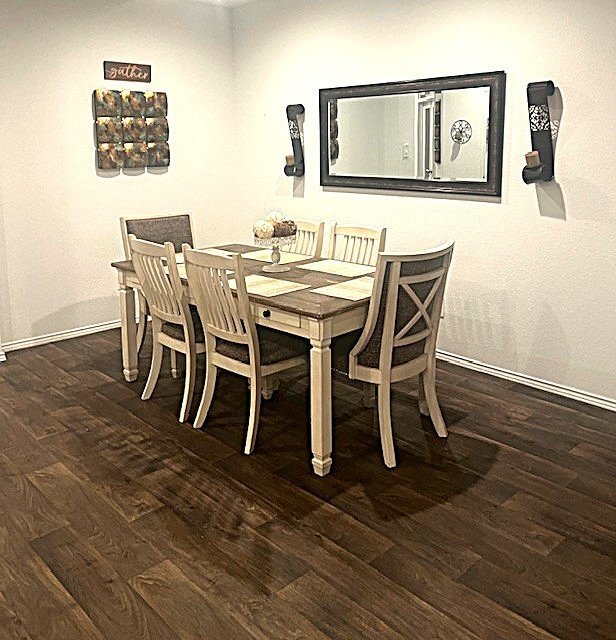 Photo - 2407 S Colosseum Ct