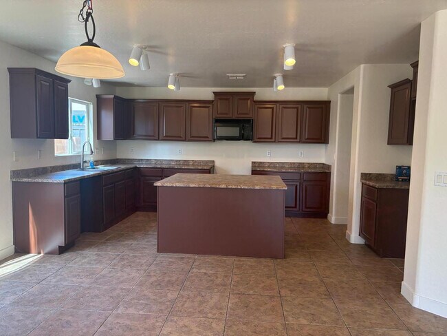 Photo - 28087 N Limestone Ln