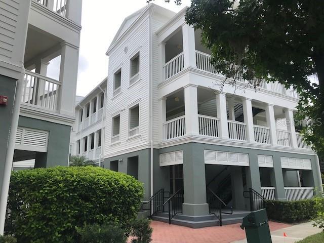 Building Photo - 599 Campus St Unit 599