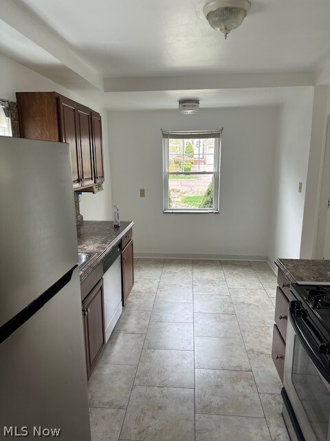 Photo - 799 Phoenix Ave