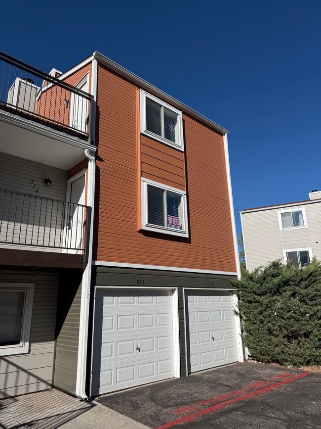 Photo - 516 Winnie Way