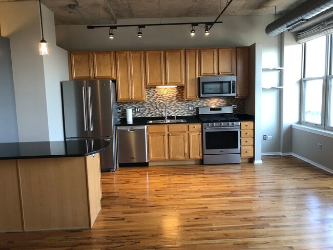 Photo - 6 S Laflin St Unit 604