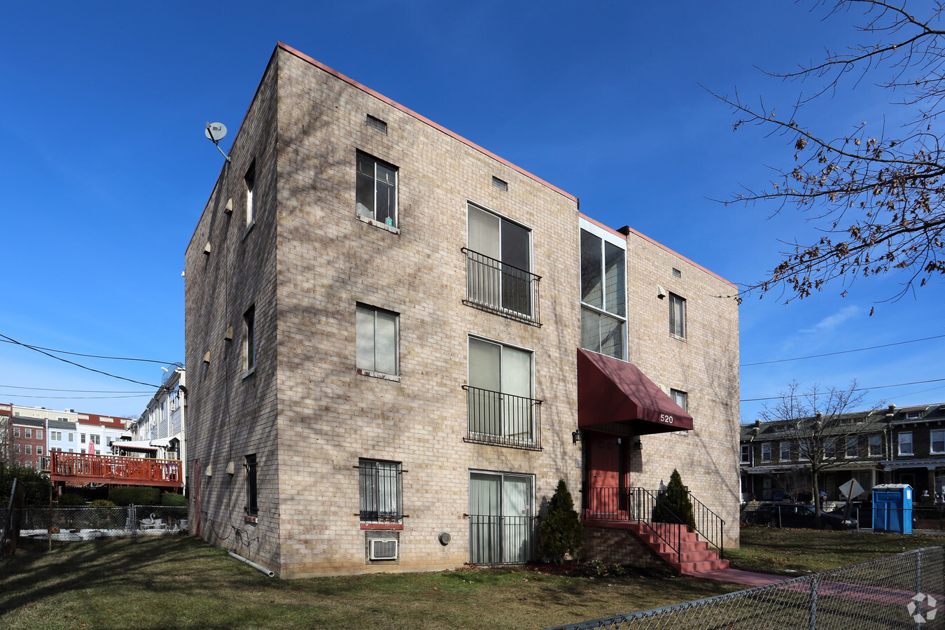 Photo - 520 Franklin St NE Apartments