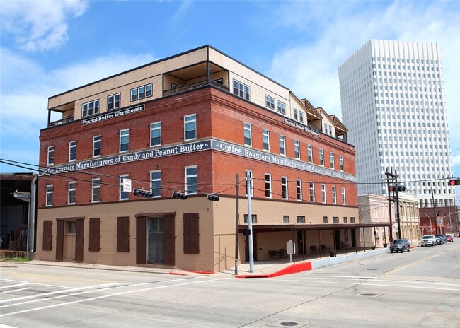 Building Photo - 100 20th St Unit 303 Rental
