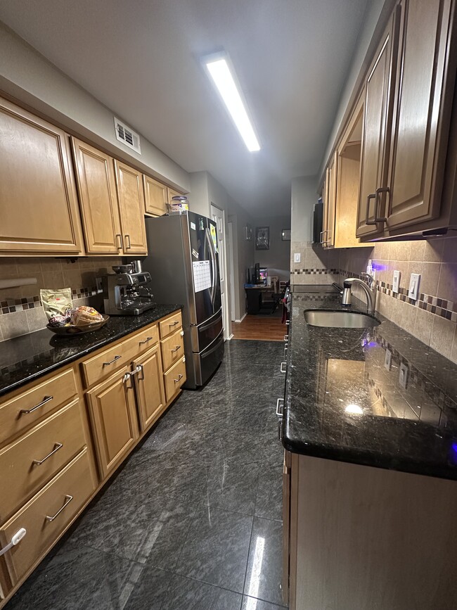 Photo - 423 Christopher Ave Unit 21