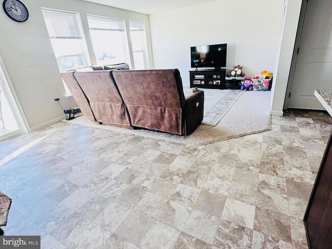 Photo - 9 Shillington Ln