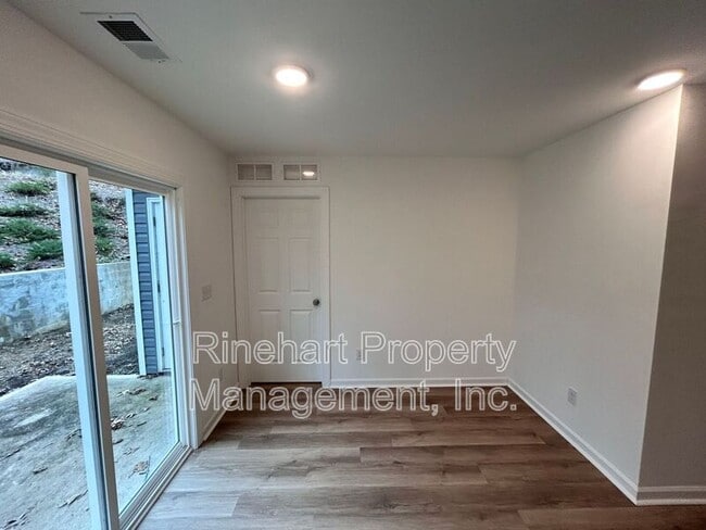 Photo - 1625 State Rd S-29-611