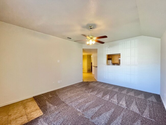 Photo - 1108 Nicholas Cir Unidad B