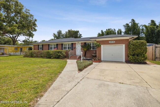 Photo - 8056 Catawba Dr