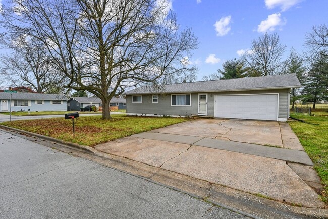 Photo - 3 Bed, 2 Bath Home for Rent Near Tom Watkins Park