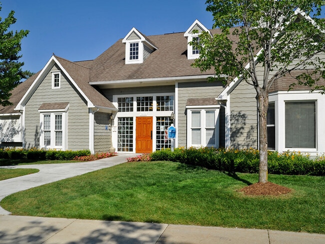 Clubhouse and Leasing Office - The Landings Apartments
