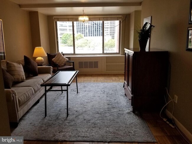 Photo - 1121 Arlington Blvd Unit 620